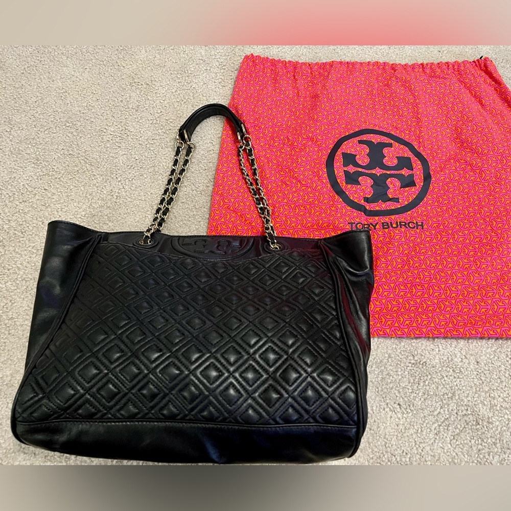 Tory Burch Tote with dust bag
